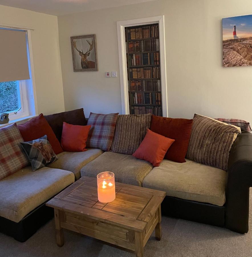 Charleston Apartment Self Catering 5 Min Drive From Town Centre Inverness Kültér fotó